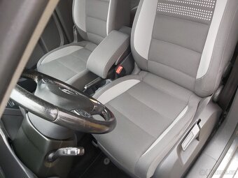 Volkswagen Touran 2.0 103 kw Life, 2013 - 9