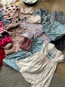 Balíček věci po dceři 6-8 let - 9