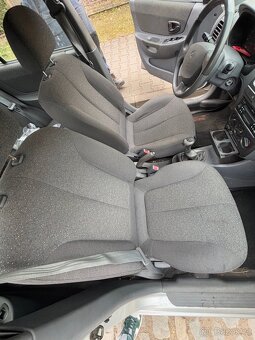 Hyundai ACCENT 1.5CRDi 60kW - 9