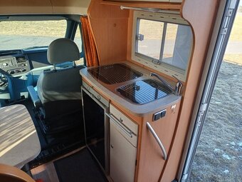Ford Transit 2.2 tdci 103kw - 9