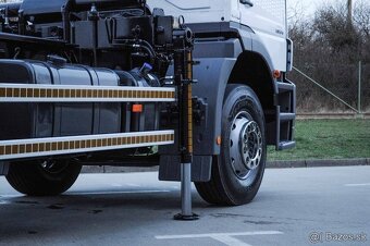 HÁKOVÝ NOSIČ KONTEJNERŮ HYDRAULICKÁ RUKA MERCEDES AXOR 1824 - 9