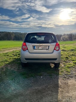 Chevrolet Aveo - 9