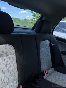 Škoda favia 1.2 - 9