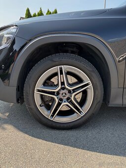 Mercedes-Benz GLB 220d 140kw AMG line,2021,Alcantara,Kamera - 9