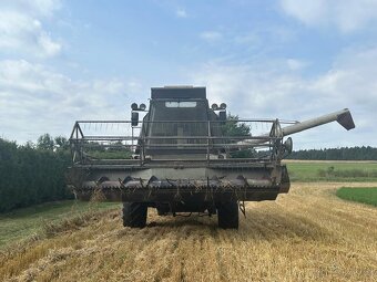 Prodám kombajn E512 - 9