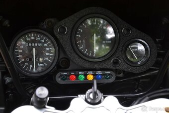 Honda CBR 900RR Fireblade SC28 - 9