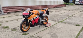HONDA CBR600RR REPSOL - 9
