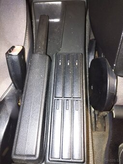 BMW E30 318is - 9