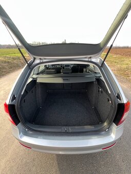 Škoda Octavia 1.2Tsi Ambiente r.v. 2011 servisní kniha. - 9