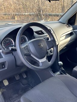Suzuki Swift - 9