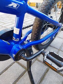 dětské kolo SPECIALIZED Hotrock 16 “ - 9