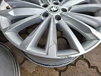 Alu kola 19" Škoda Superb Trinity 5x112 - 9
