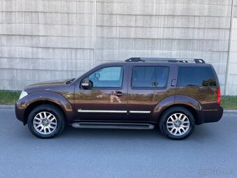 Nissan Pathfinder 3.0 dCi LE 170kw - 9