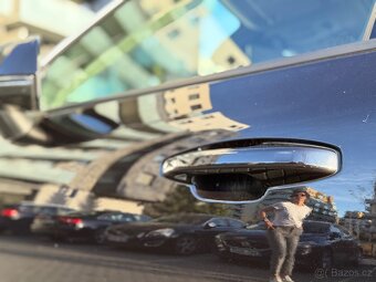 Volvo XC40 D4 AWD Panorama (odpočet DPH) - 9