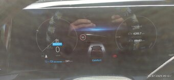 Renault Megane etech - 9