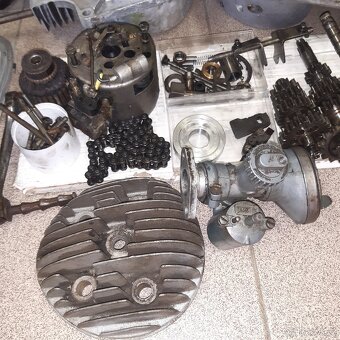 Jawa 250 pérák-motor fj - 9