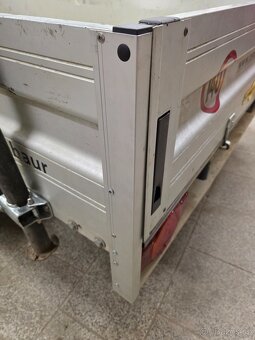 Vlek HUMBAUR HA 253015 - 9