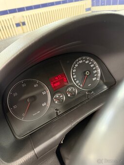 VW Touran 1,9TDI 7míst - 9