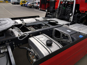 Prodám tahač návěsů RENAULT T DTI 13 480L EURO 6 jednookruho - 9