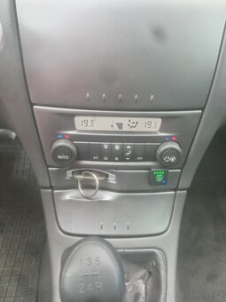 RENAULT LAGUNA 2.0i LPG - 9