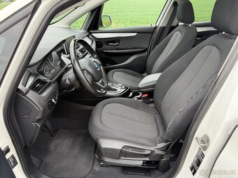 BMW 218i Active Tourer - F45, historie, automat - 9