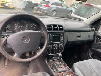 Mercedes-Benz ML 270 CDI Final Edition 4X4 - 9