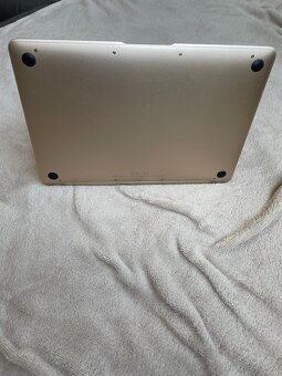 Apple MacBook 12” (2015) – Intel Core i7 / Zlatý - 9