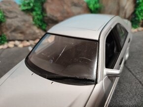 prodám model 1:18 mercedes benz C36 AMG - 9
