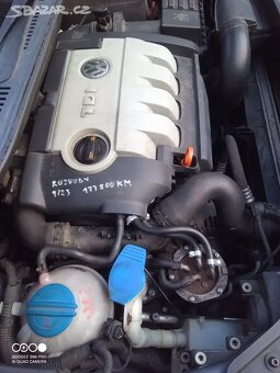Volkswagen Touran - 9