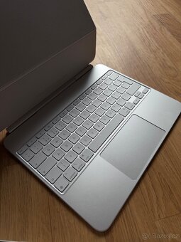 Apple iPad Pro 13” M4 256GB + Magic Keyboard + Pencil Pro - 9