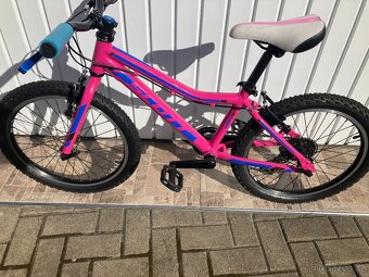 DĚTSKÉ KOLO 20 - 9