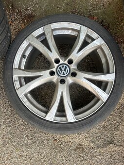 Kola 5x112 R18 ET35 - 9