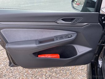 Volkswagen Golf VIII 2.0 TDi/110kW DSG R-Line - 9