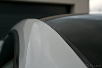 Ford Mustang Shelby GT350 5.2 Ti-VCT V8, 388 kW (526 k.) - 9