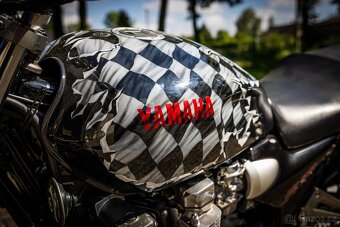 Yamaha XJR 1300 - 9