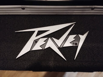 Peavey T-MAX + Peavey 210 TX + Peavey 115 BX - 9