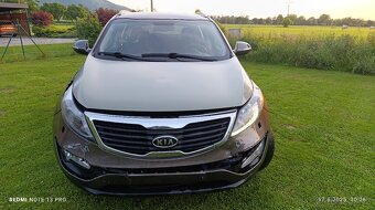 Kia Sportage 2.0CRDI 4x4, 100kW nafta ,serviska - 9
