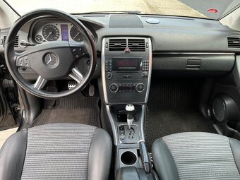 Mercedes-Benz B 200 CDi SPORT - 9
