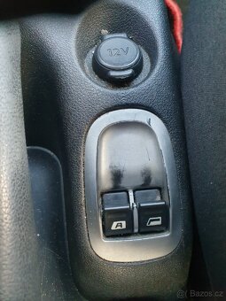 Peugeot 206 plus 1.1 44 kW - 9