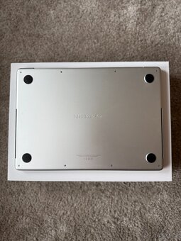 Apple Macbook PRO 14” 2023 M3 / 500GB / 16GB - 9