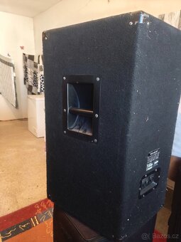 Yamaha S115v - 9
