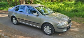Škoda Octavia II 1.6i 75kW Elegance rv 2008 původ-CZ-TOP - 9