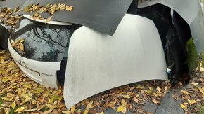 mazda dveře, blatníky kapoty, nárazníky 3, 5, 6 , cx7 - 9
