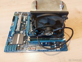 Základ PC Gigabyte GA-A75M-S2V AMD A8-3850 4GB DDR3 - 9