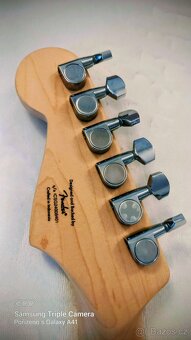 Fender Squier Stratocaster - 9