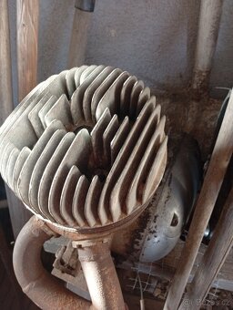 Prodám díly na Jawa pionýr - 9