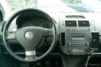 Volkswagen Polo 1.6 Tour - 2007 - 9