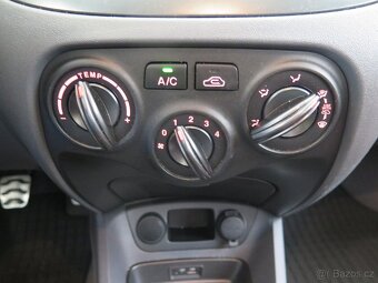 Kia Rio 1.4 16V,klima,servis - 9