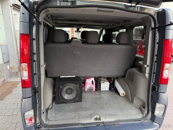 Opel vivaro - 9