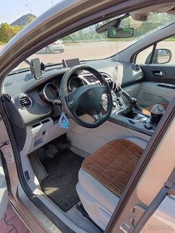 Prodám Peugeot 3008 2.0 HDI 110 kw - 9